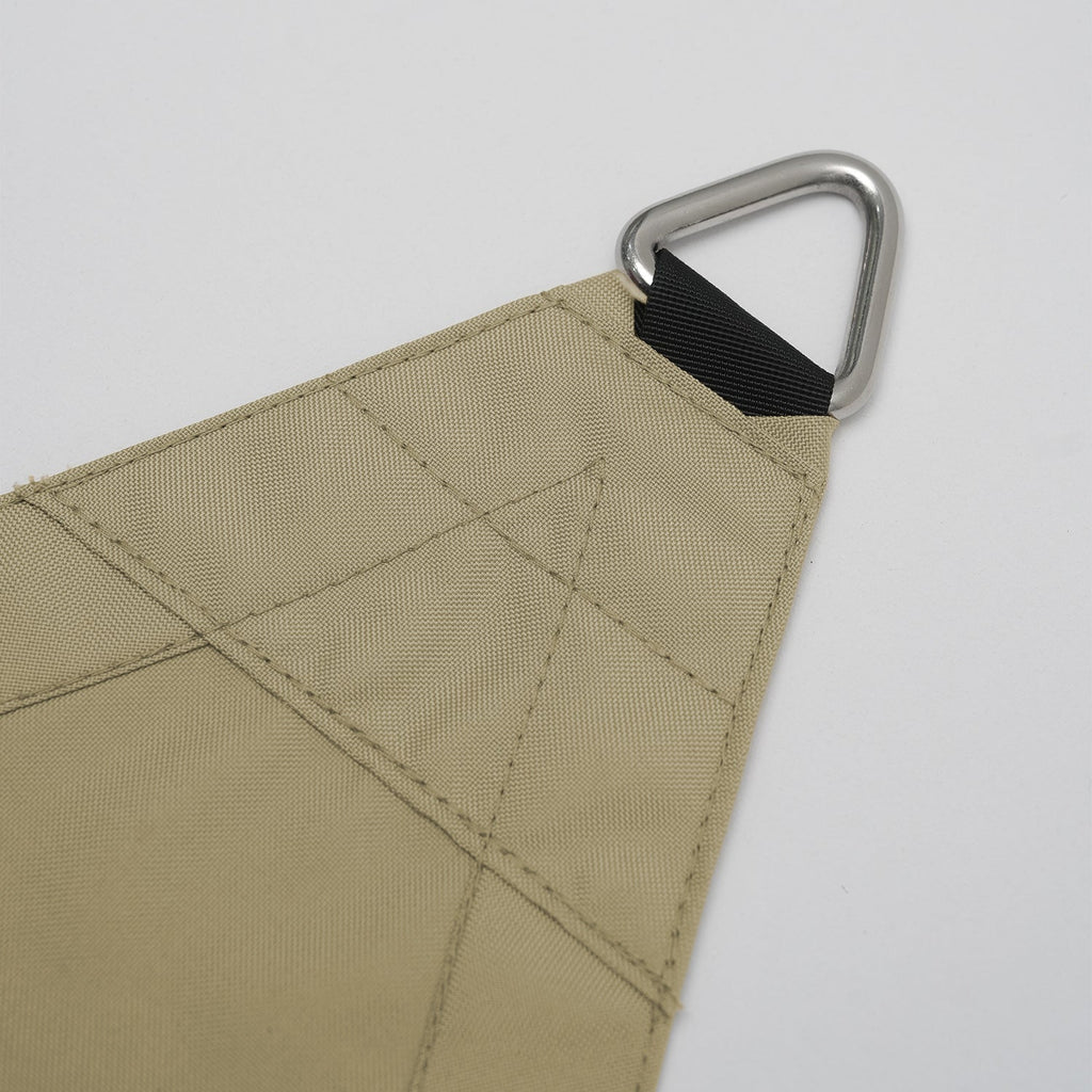 Voile d’ombrage triangulaire imperméable UV & intempéries