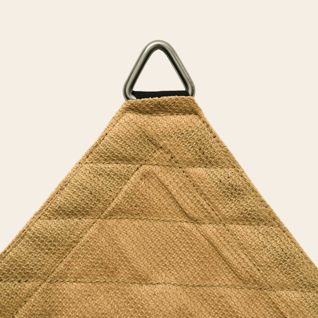Voile d’ombrage triangulaire respirante UV & vent